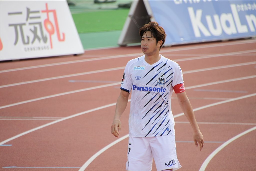 サッカー選手を撮影するのも全然OK!』 TAMRON 18-400mm F/3.5 サッカー選手を撮影するのも全然OK!』 TAMRON 18-400mm F/3.5