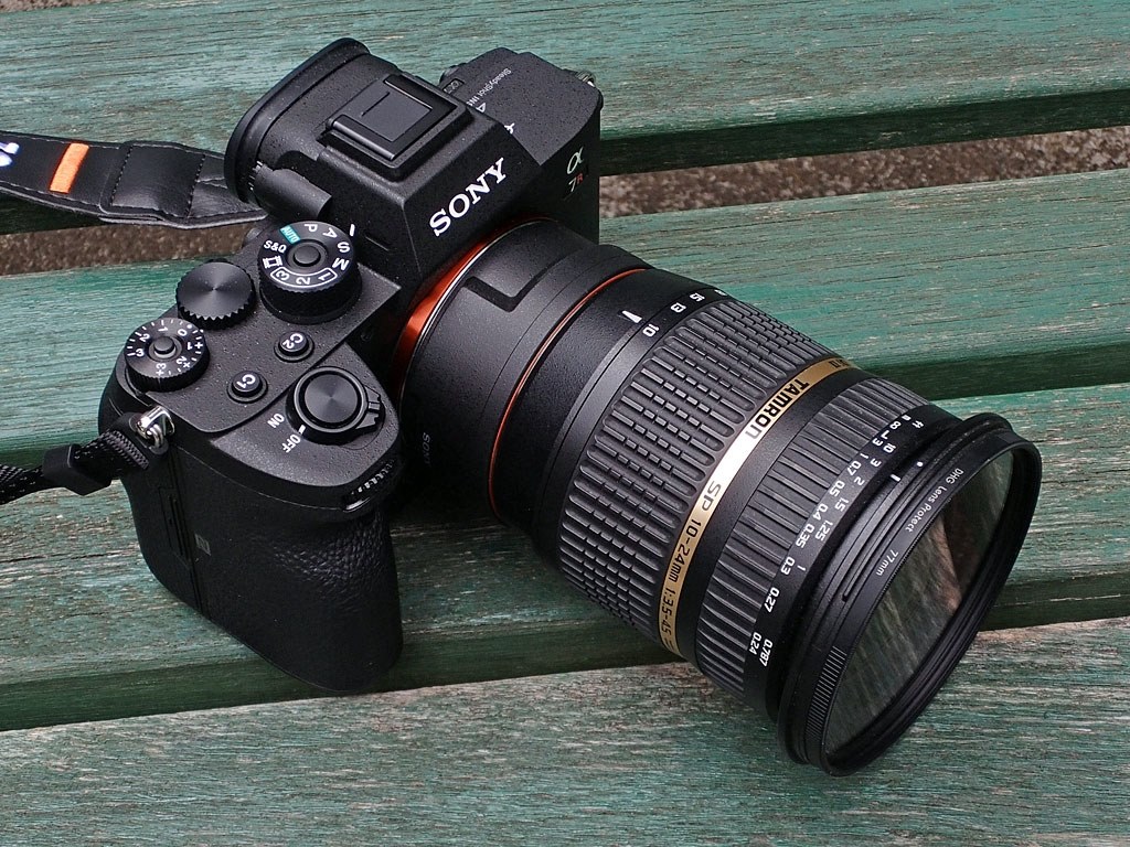 TAMRONの安価な広角ズームレンズで撮ってみました』 SONY LA-EA5 の