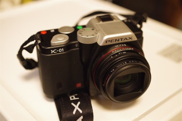 ペンタックス PENTAX K-01 ボディ [ブラック×イエロー]投稿画像