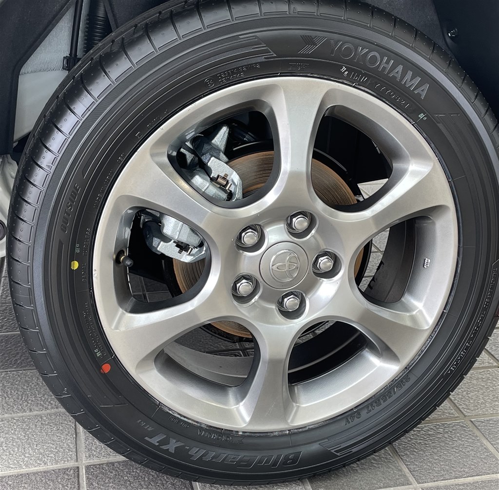 ヤリスクロスのおすすめ17インチタイヤを探しています』 ダンロップ LE MANS V 215/55R17 94V のクチコミ掲示板 - 価格.com