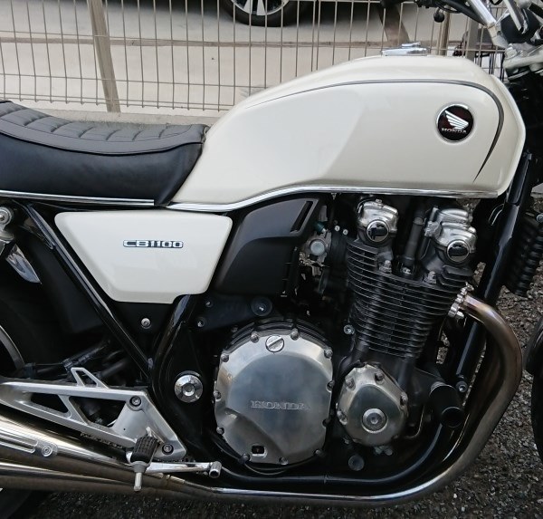 純正 CB1100EX サイドカバー 2018 - カウル、フェンダー、外装