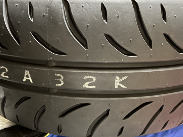 ダンロップ DIREZZA ZIII 255/40R17 94W 価格比較 - 価格.com