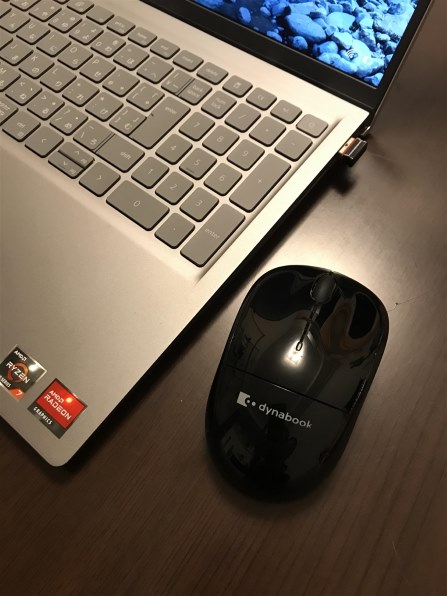 Dell Inspiron 15 AMD プラチナ Ryzen 7 5700U・16GBメモリ・512GB SSD