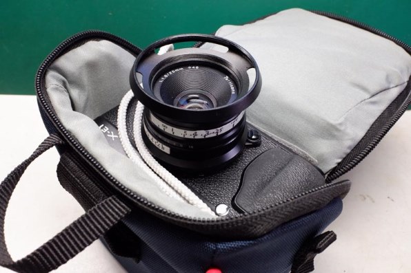 Fujifilm X-E1 25mmマニュアルレンズセット Fujifilm X-E1 25mmマニュアルレンズセット