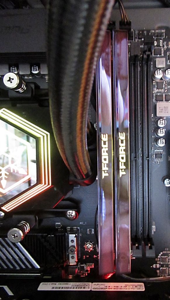 ASUS B550i+NZXT Z63』 ASUS ROG STRIX B550-I GAMING のクチコミ