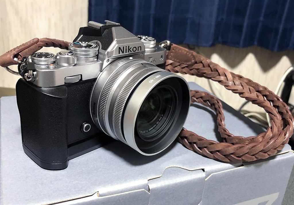 Nikon ニコン 純正レンズフード HN-40　 Z DX 16-50mm用