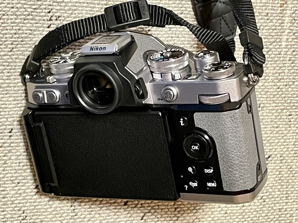 ミントグリーン納品』 ニコン Z fc 28mm f/2.8 Special Edition キット
