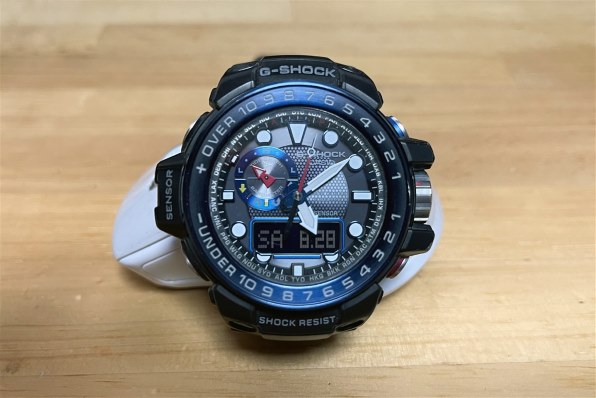 ベゼルの青色について』 カシオ G-SHOCK ガルフマスター GWN-1000B