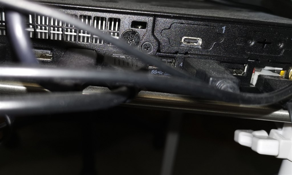 背面のUSB-Cポートについて』 Lenovo ThinkCentre M75q Tiny 背面のUSB-Cポートについて』 Lenovo ThinkCentre M75q Tiny