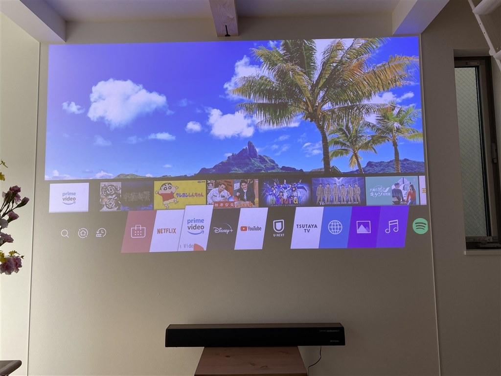 LG 4Kレーザープロジェクター LG HU810PB(32時間使用、新品並み) LG 4Kレーザープロジェクター LG HU810PB(32時間使用、新品並み