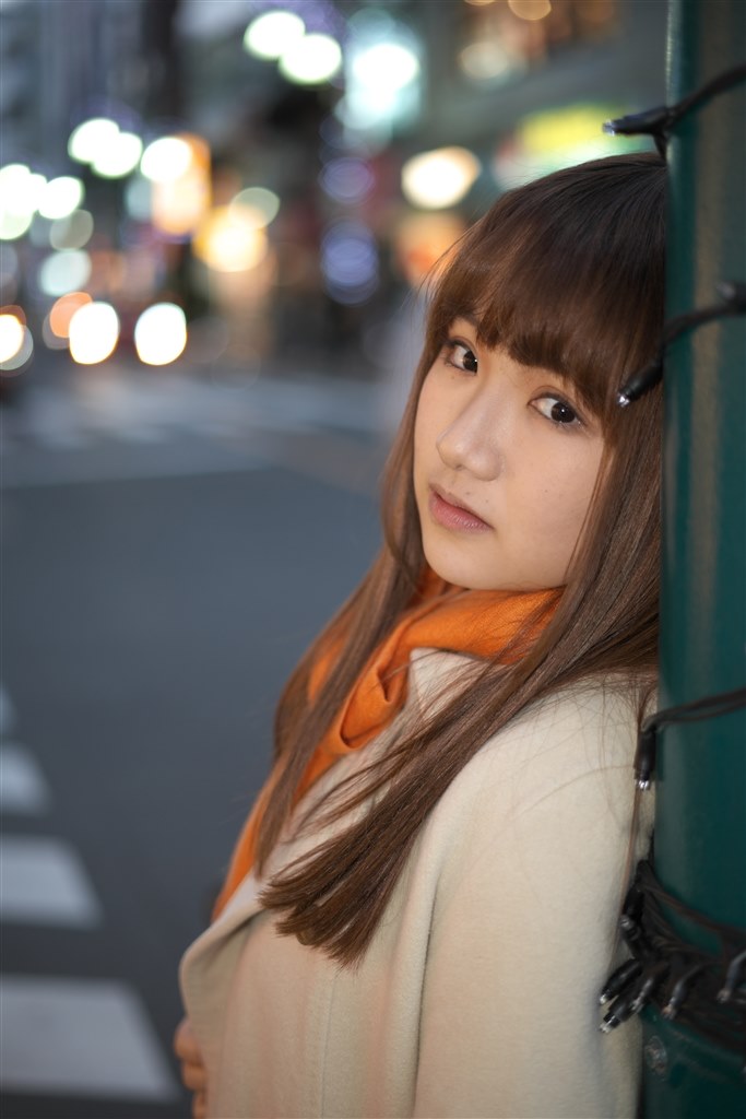 どちらが背景ボケますか？』 SONY FE 50mm F1.8 SEL50F18F の