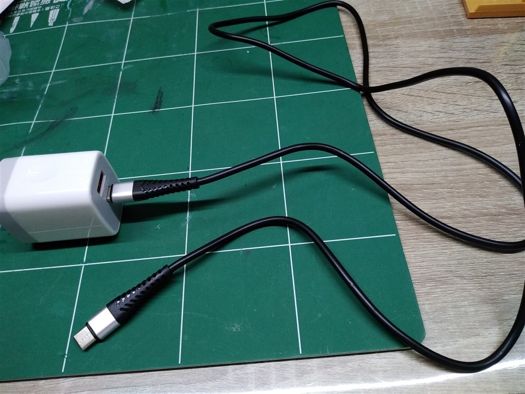 【お値下げ中】Canon EOS R6 本体 バッテリー 充電器付き Amazon | SIXOCTAVE Type-Cカプラー キヤノン 互換 DCカプラー