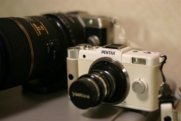 [極美品]PENTAX Q 初代　ミラーレス一眼カメラ　15点まとめ売りセット 極美品]PENTAX Q 初代 ミラーレス一眼カメラ 15点まとめ売りセット ➄