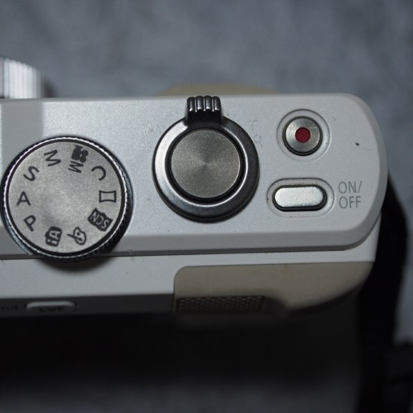 アウトレット大特価 LUMIX DMC-TZ85-S シルバー デジタルカメラ