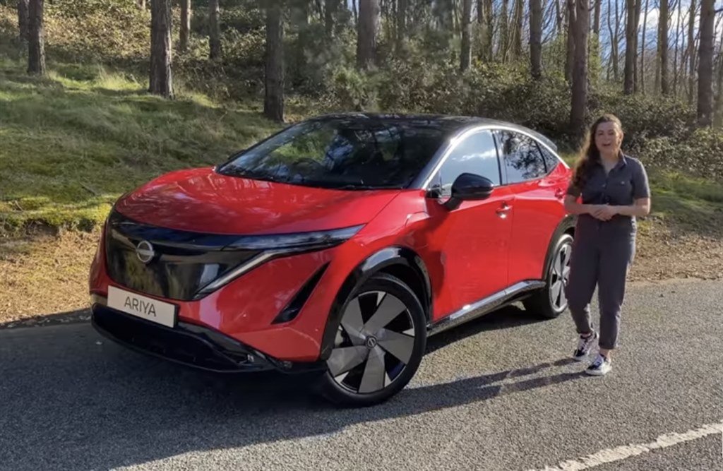 カーマインレッド』 日産 アリア 2022年モデル のクチコミ掲示板