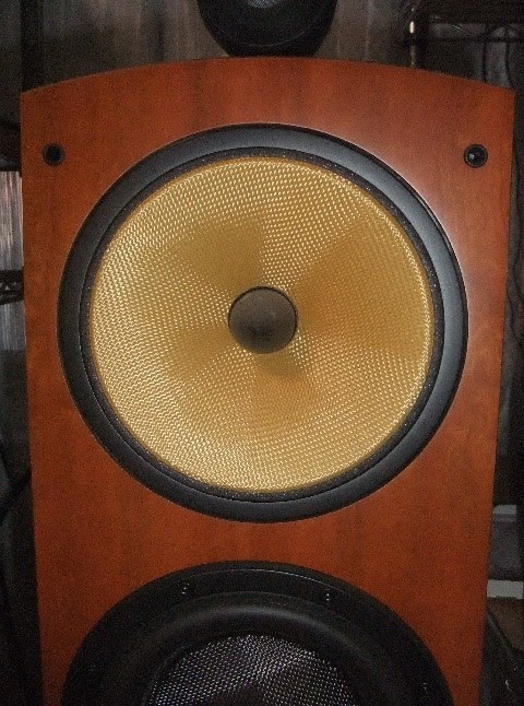 705から805D3移行しました』 Bowers & Wilkins 705 Signature 705から805D3移行しました』 Bowers & Wilkins 705 Signature