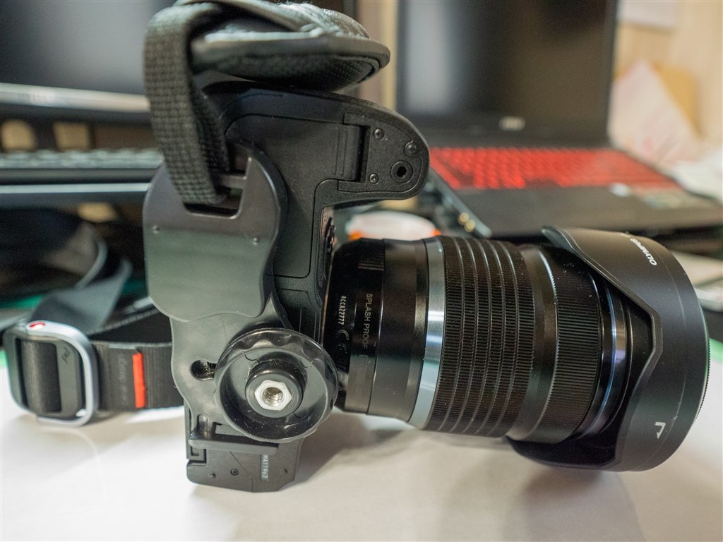 OLYMPUS OM-1 12-100 予備バッテリー バッグ ピークデザイン OLYMPUS OM-1 12-100 予備バッテリー バッグ ピークデザイン OLYMPUS