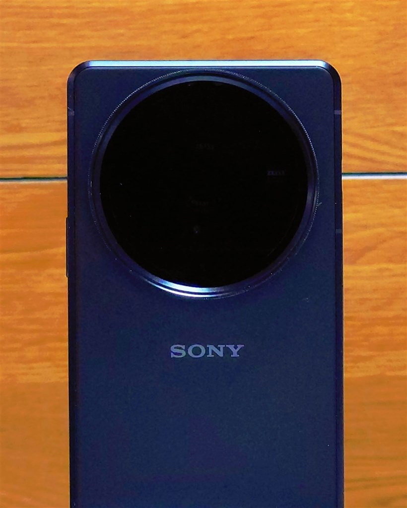 フィルターが付けられないカメラなんて…』 SONY Xperia PRO-I