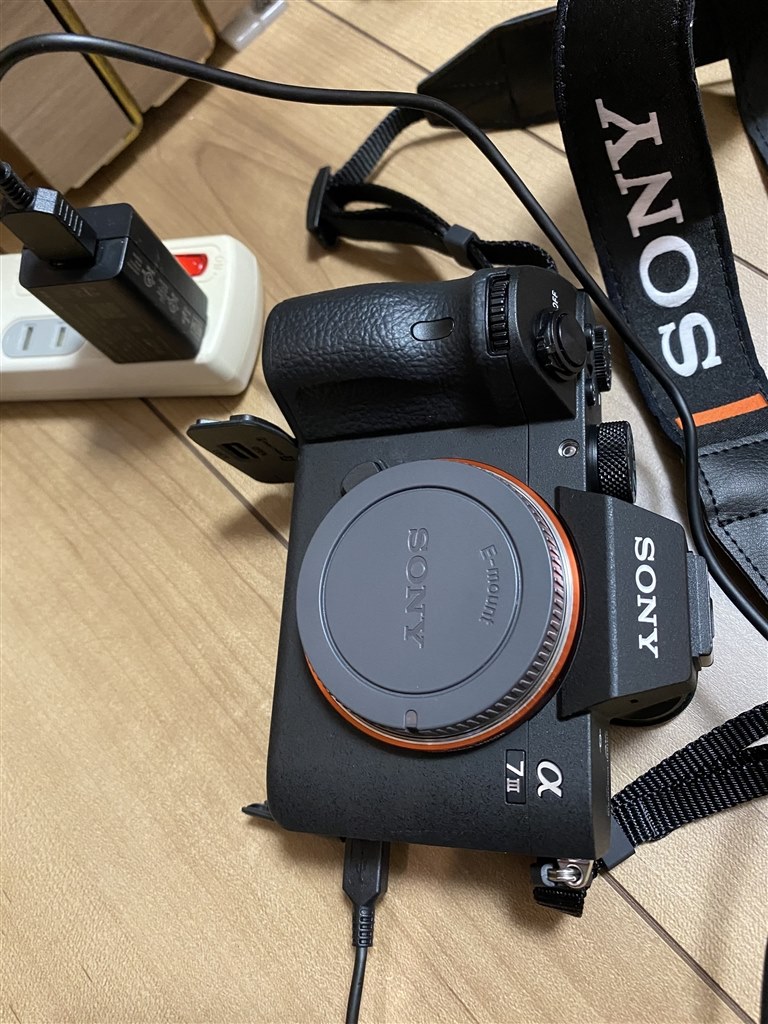 バッテリー充電器が付いていないとは！』 SONY α7 III ILCE-7M3 ボディ 