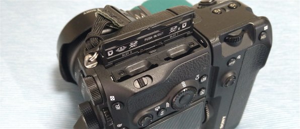 ILCE-9 新品 α9 修理交換品 SONY - ILCE-9 新品 α9 修理交換品の通販 by じーの's shop｜ソニー