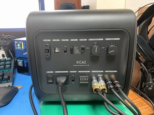 KEF KC62 カーボンブラック　サブウーファー 楽天市場】KEF KC62 Carbon Black(カーボンブラック)/ Subwoofer