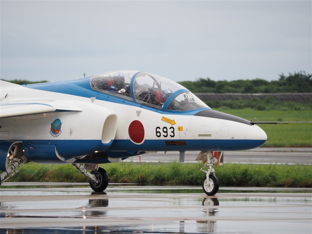 ブルーインパルス2枚 松島基地航空祭』 オリンパス M.ZUIKO DIGITAL ED 75-300mm F4.8