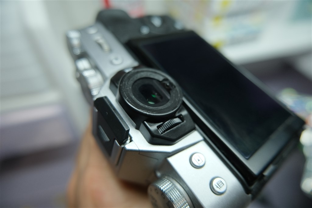接眼部のゴム？が劣化してべとつく』 富士フイルム FUJIFILM X-T20