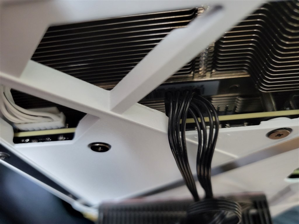 温度管理』 ASUS ROG-STRIX-RTX3090-O24G-WHITE [PCIExp 24GB] の