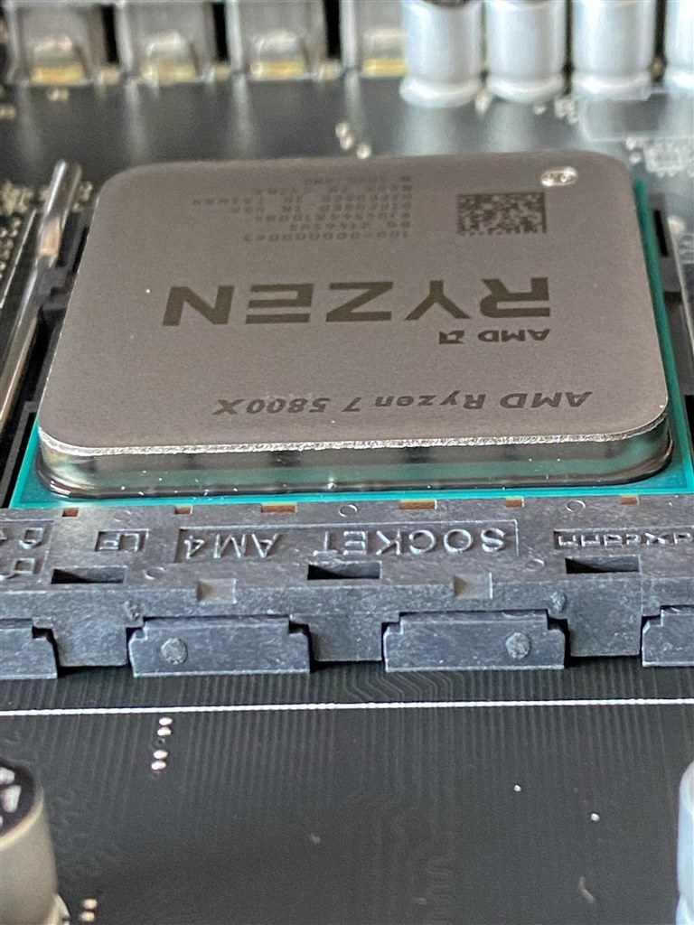 AMD Ryzen 7 3700X CPU（ヒートスプレッダに傷あり） AMD Ryzen 7 3700X CPU（ヒートスプレッダに傷あり） - メルカリ