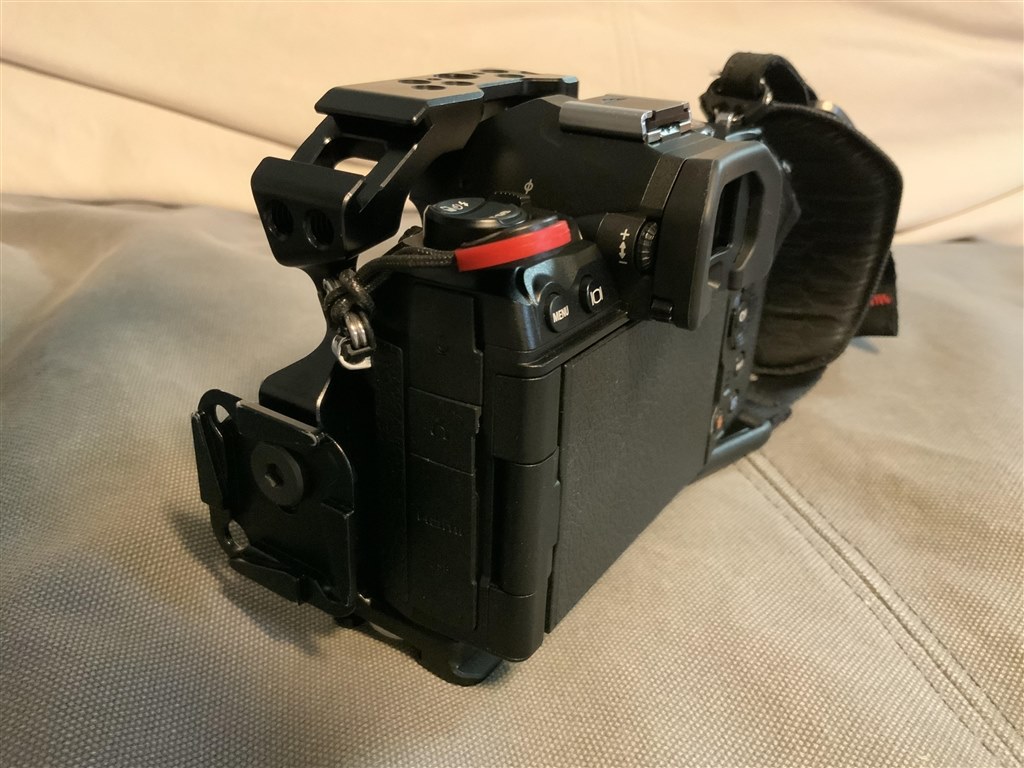 Smallrig OM-1専用カメラケージ』 OMデジタルソリューションズ OM 