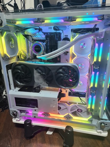 Thermaltake Core P6 TG Snow CA-1V2-00M6WN-00 [ホワイト]投稿画像・動画 - 価格.com