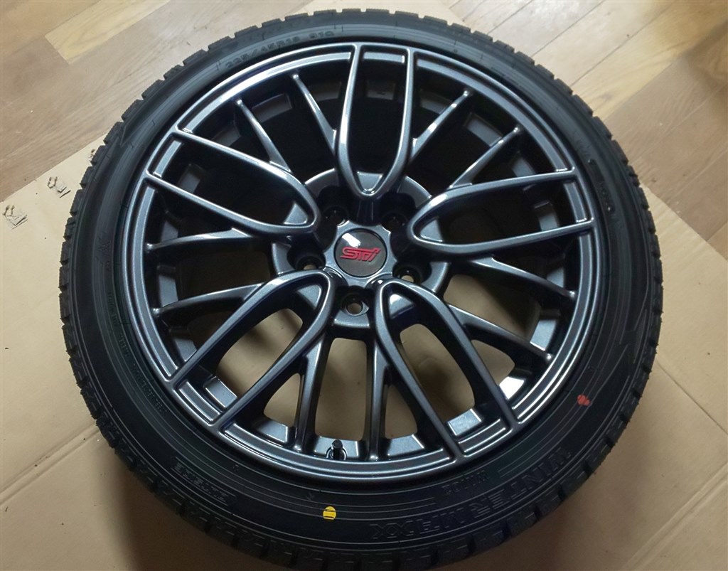 Amazon | 中古 スタッドレスタイヤホイール 4本 18インチ 7.5J +55 225/45R18 スバル レヴォーグ 後期 純正 ENKEI  A62370 | タイヤ・ホイールセット | 車＆バイク