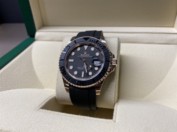 ラピュタ LD ロレックス ヨットマスター40 Ref.126655 ブラック 中古 264369