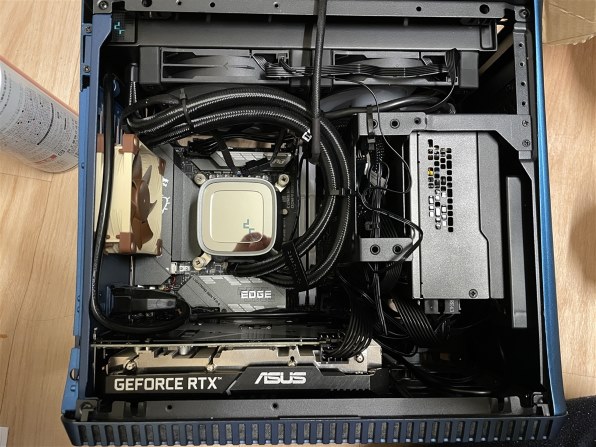 Fractal Design Era ITX FD-CA-ERA-ITX-BK [Carbon/TG] 価格比較