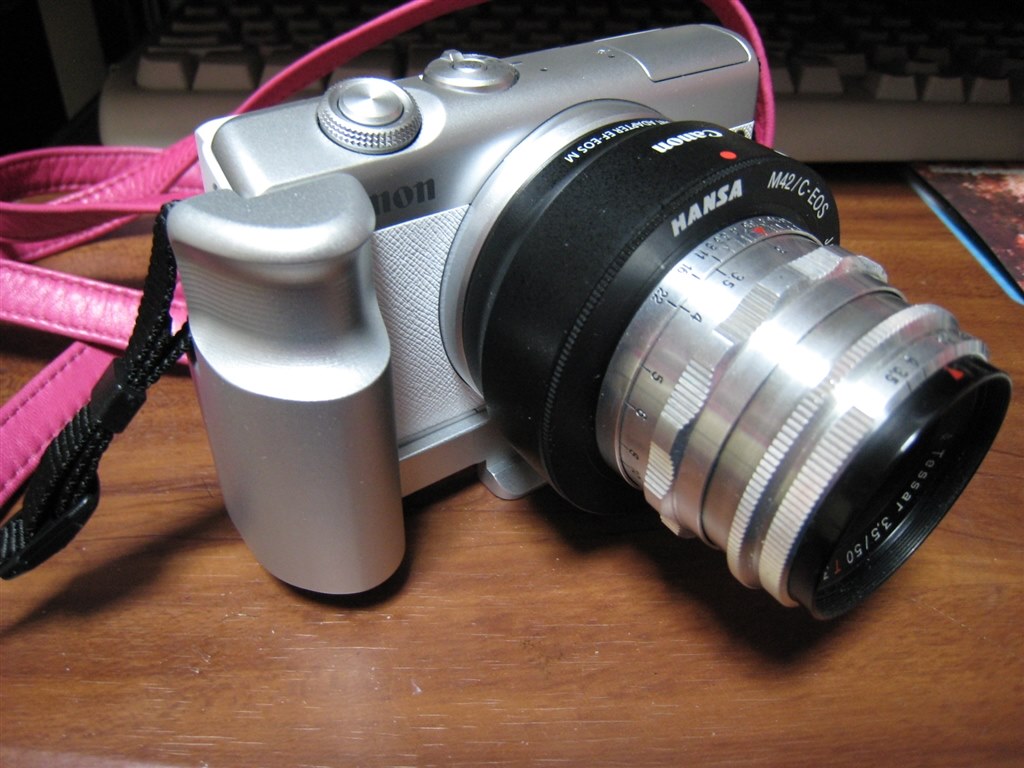 グリップ装着しました。」』 CANON EOS M200 ダブルズームキット の