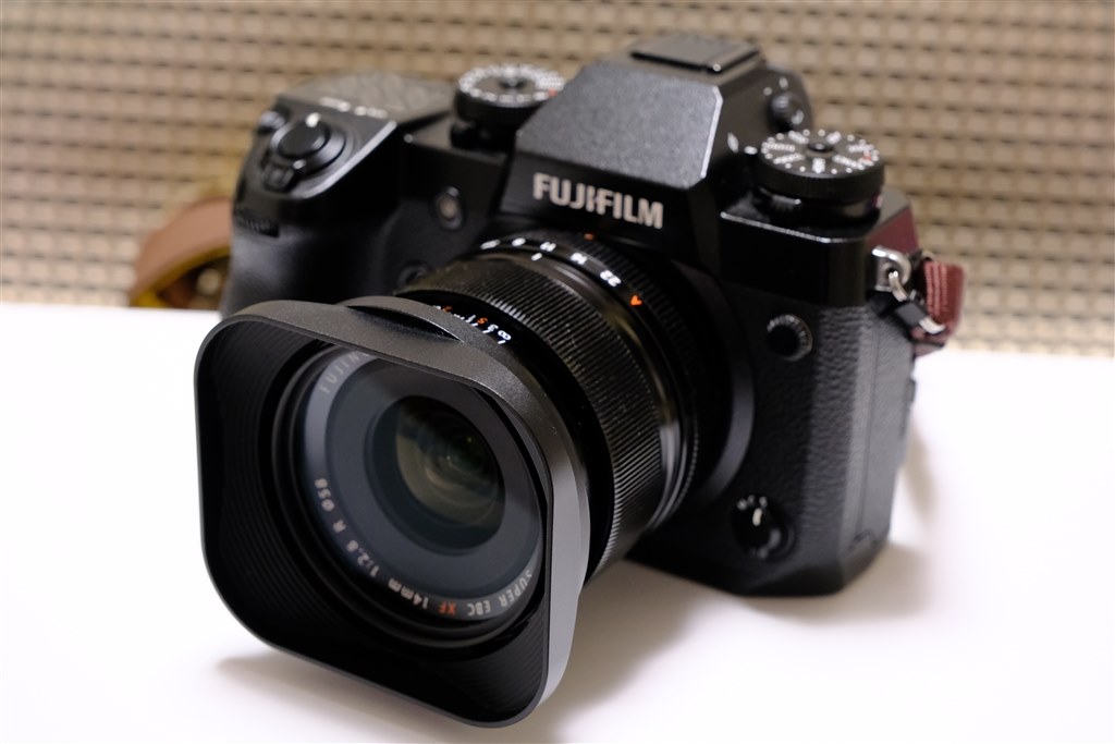 竜きちさん、XF14㎜F2.8にメタルフードを…』 富士フイルム FUJIFILM X