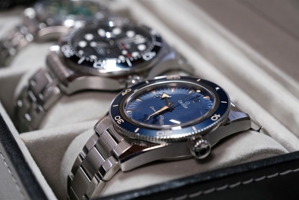 オメガ(OMEGA) シーマスター300 コーアクシャル マスター クロノ