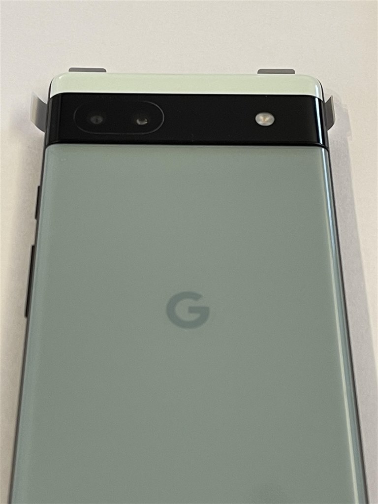 初期不良？】レンズパーツのはめ込みが若干ズレています。』 Google Google Pixel 6a SIMフリー のクチコミ掲示板 - 価格.com