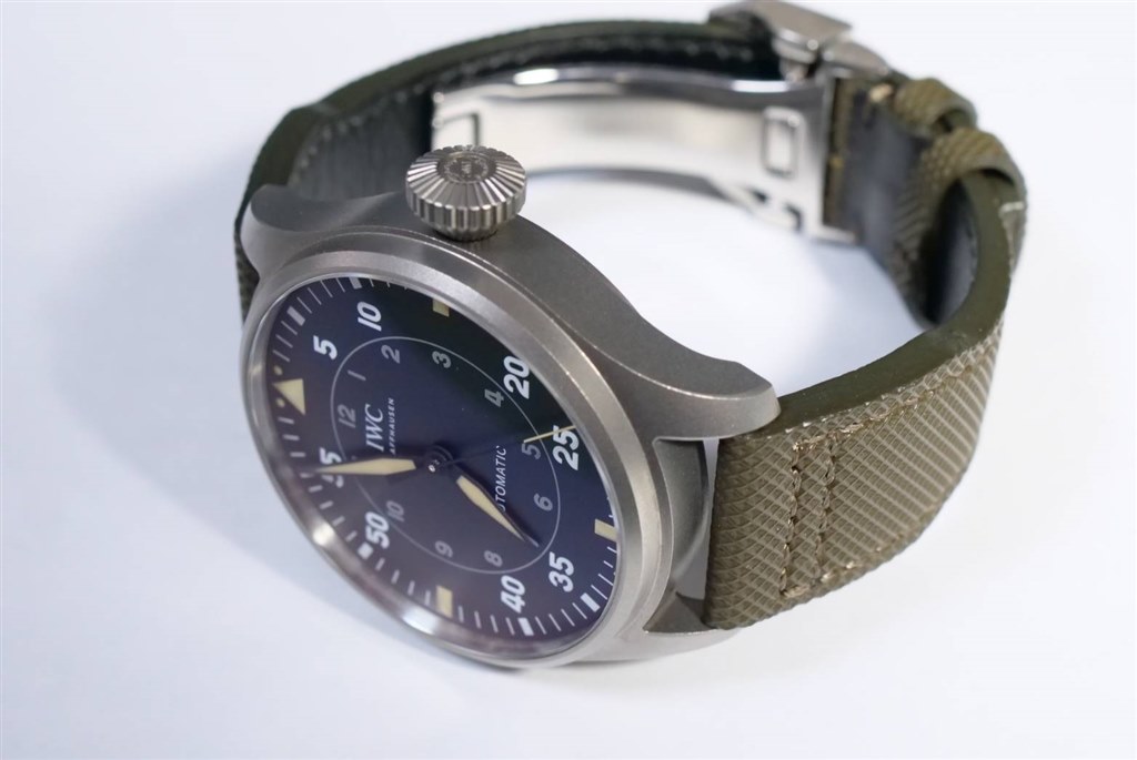 NATOベルト』 IWC パイロット・ウォッチ・マーク XX IW328203 の NATOベルト』 IWC パイロット・ウォッチ・マーク XX IW328203 の