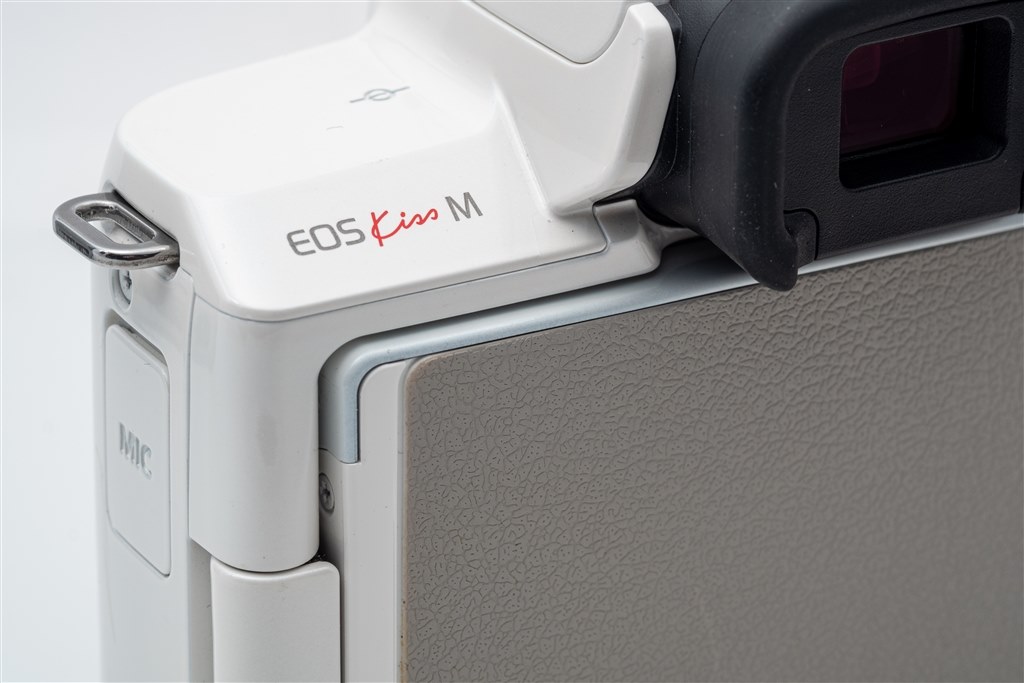 やるなぁキヤノン!一律修理代金で期待以上の満足。』 CANON EOS やるなぁキヤノン!一律修理代金で期待以上の満足。』 CANON EOS
