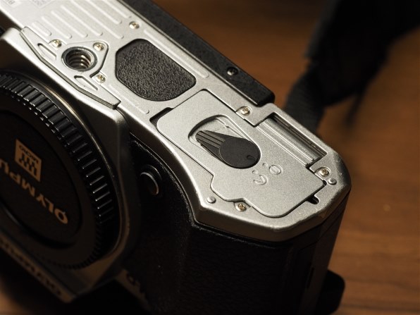カメラ デジタルカメラ オリンパス OLYMPUS OM-D E-M5 Mark II 14-150mm II レンズキット 価格 
