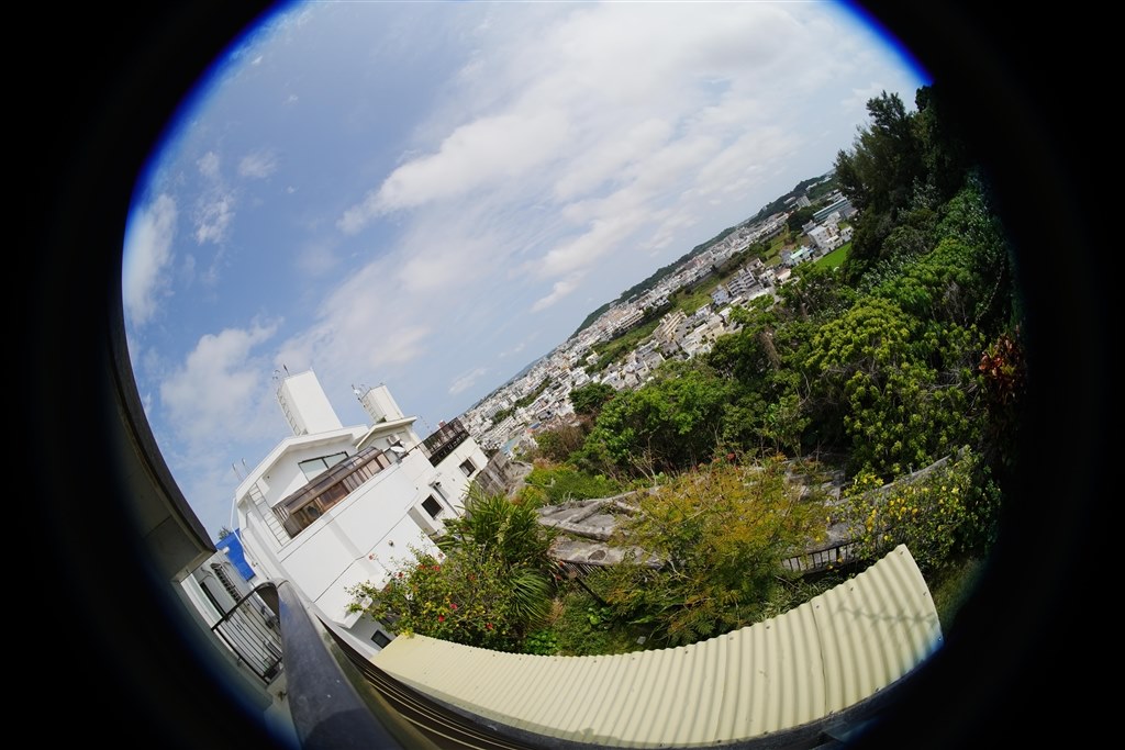 フルサイズ用にフードカット、samyang 8mm F2.8 Fish-eyeII比較