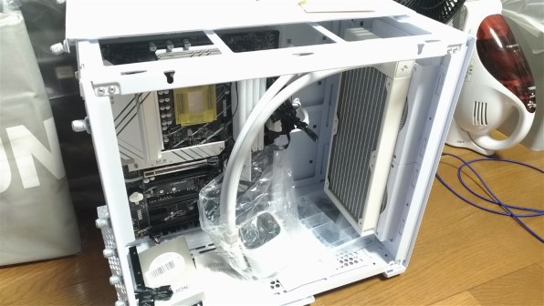 DEEPCOOL LS520 WH R-LS520-WHAMNT-G-1 [ホワイト]投稿画像