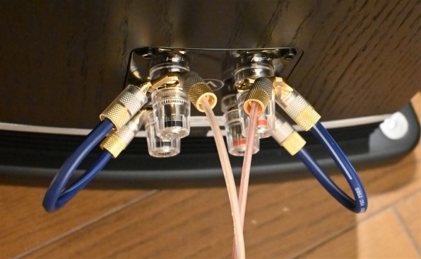 FYNE AUDIO F502 [ピアノグロス・ホワイト ペア]投稿画像・動画 - 価格.com