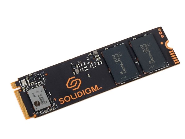 Solidigm P41 Plus SSDPFKNU020TZX1投稿画像・動画 - 価格.com