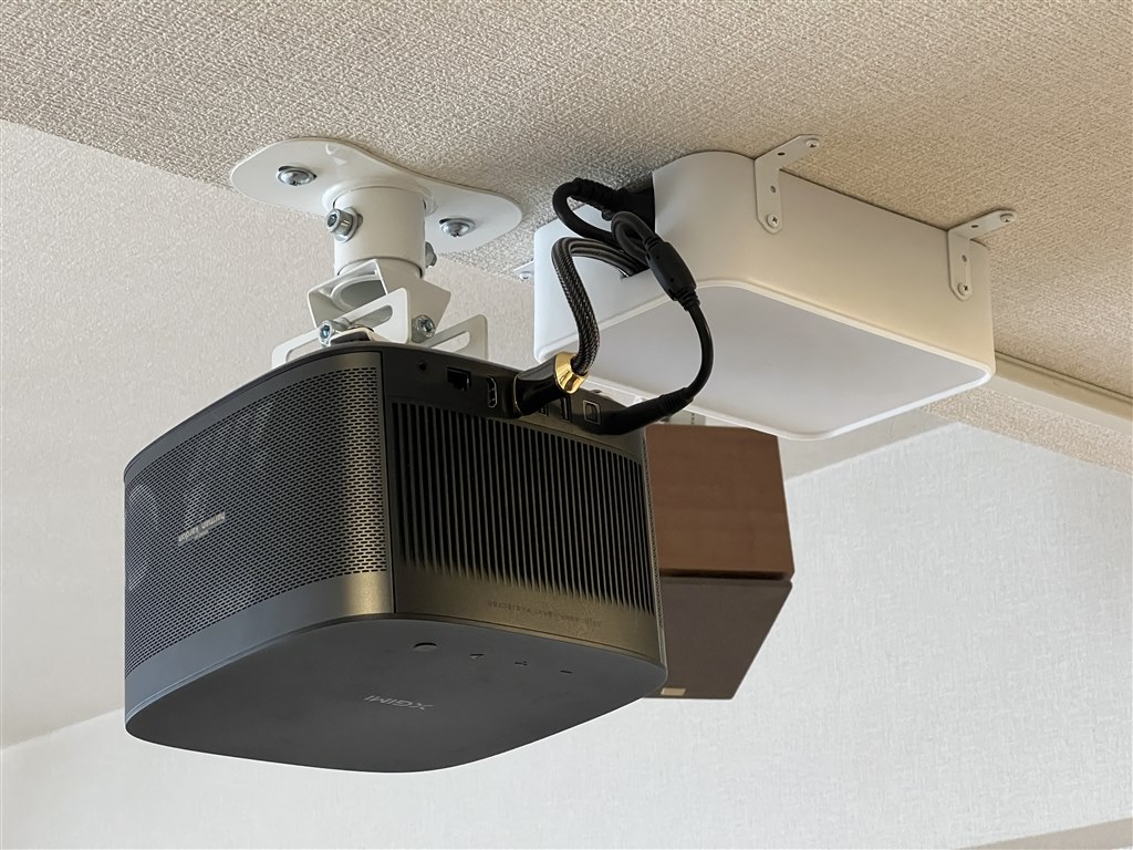 コード除く電源アダプタ自体の縦横奥行きサイズをお教えください コード除く電源アダプタ自体の縦横奥行きサイズをお教えください