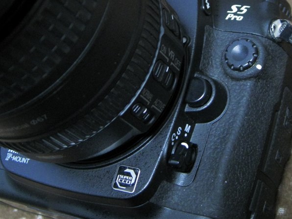 M1236 Canon IXY DIGITAL 2000IS デジタル カメラ Amazon.co.jp: Canon Digital Camera IXY DIGITAL 2000IS IXYD2000IS