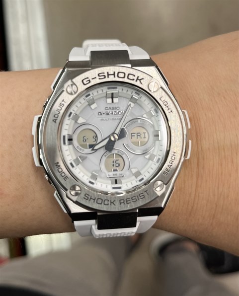 ベルトカラーホワイト[カシオ] 腕時計 ジーショック G-STEEL  GST-W310-7AJF