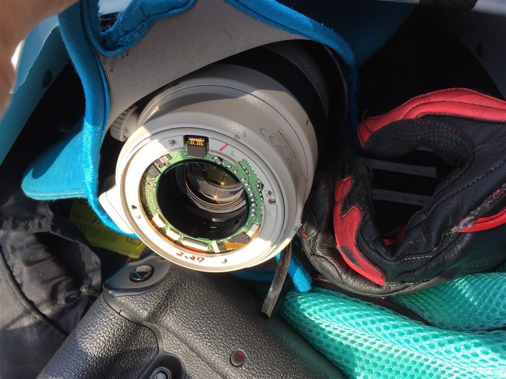 マウントに負担が少ない持ち運び方を教えて下さい』 ニコン D850