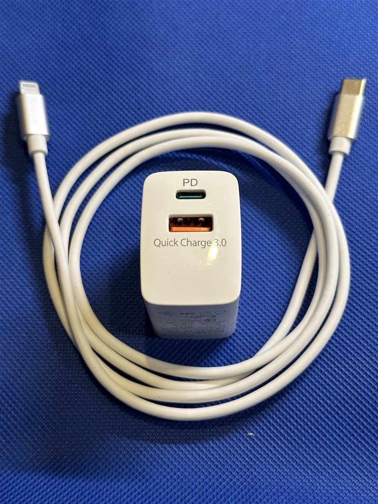充電時の電圧、電流を測ってみました。』 Apple iPhone 14 Pro